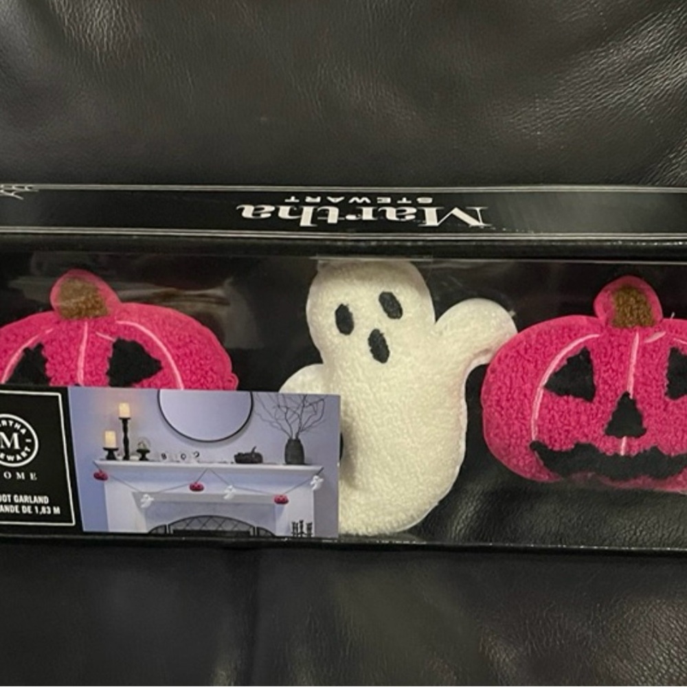 Martha Stewart Pink and White Halloween Garland